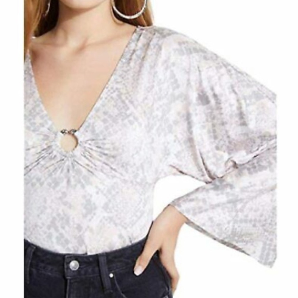 Guess NWT gray snake print body suite - Picture 8 of 16